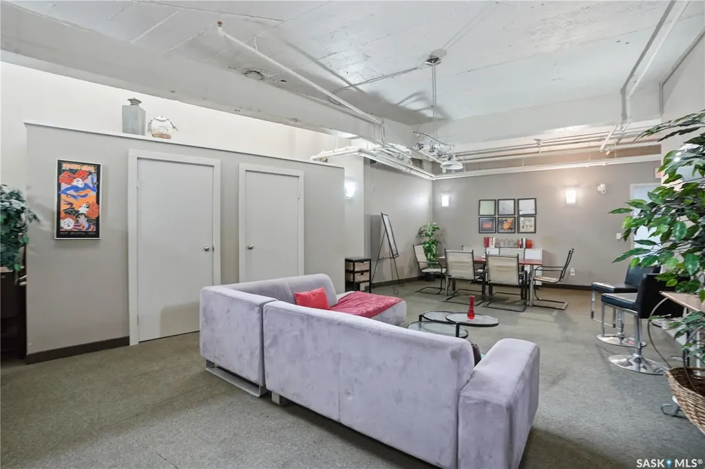 12 23rd Street E Saskatoon SK S7K 0H5