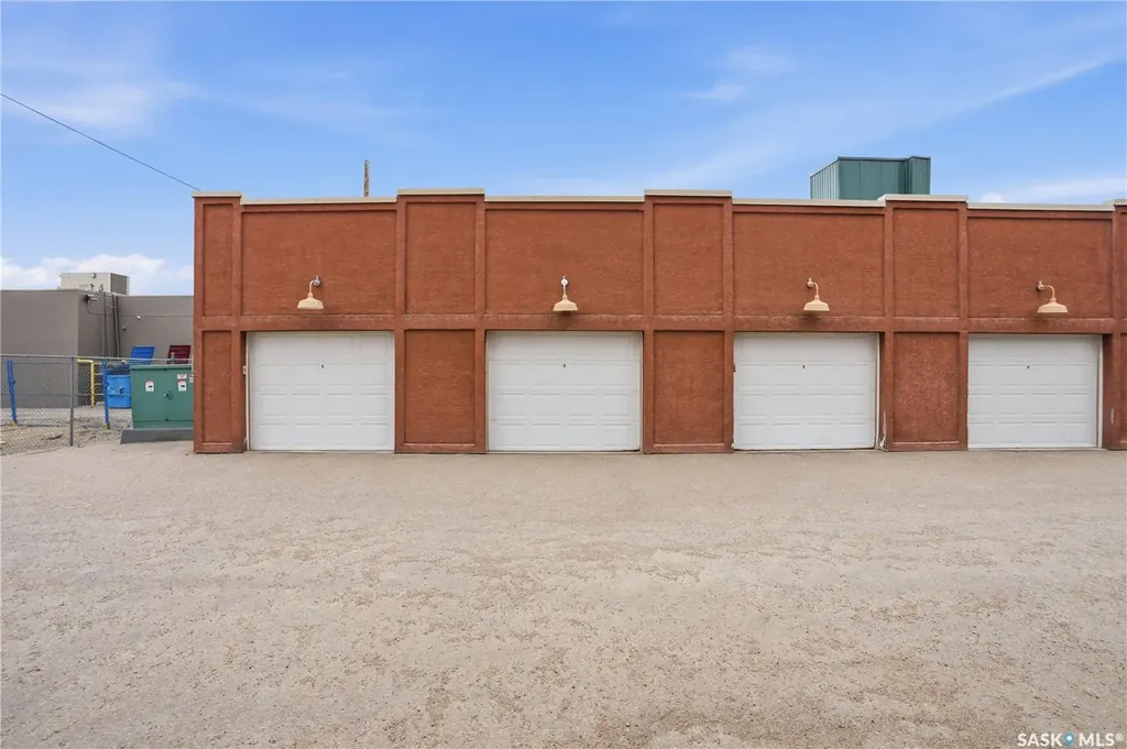 12 23rd Street E Saskatoon SK S7K 0H5