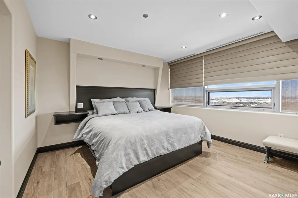 1914 Hamilton Street Regina SK S4P 3N6
