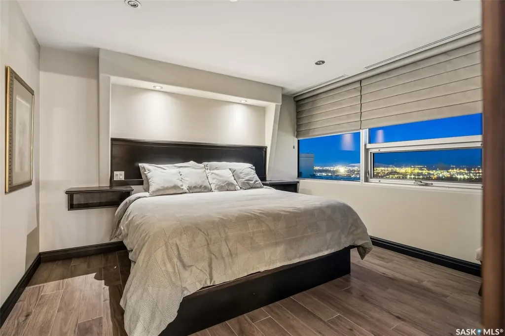 1914 Hamilton Street Regina SK S4P 3N6