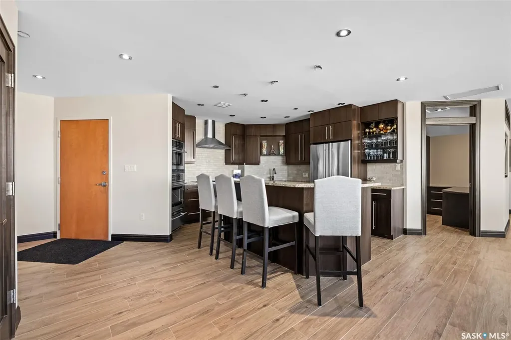 1914 Hamilton Street Regina SK S4P 3N6