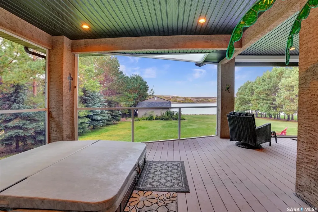 215-217 North Shore Drive Marquis Rm No. 191 SK S0H 4C0
