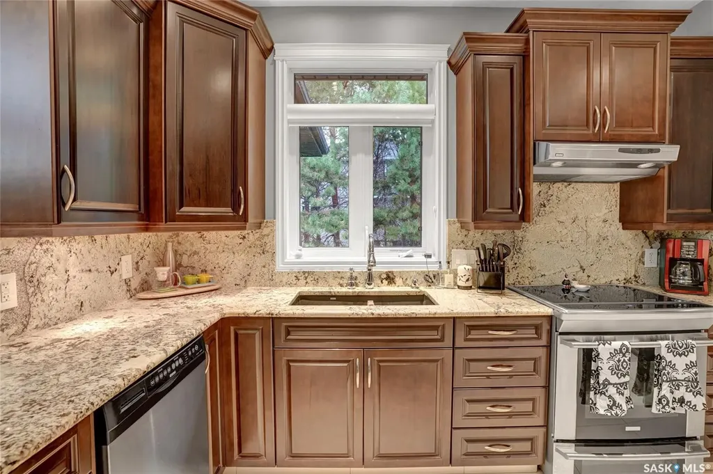 215-217 North Shore Drive Marquis Rm No. 191 SK S0H 4C0