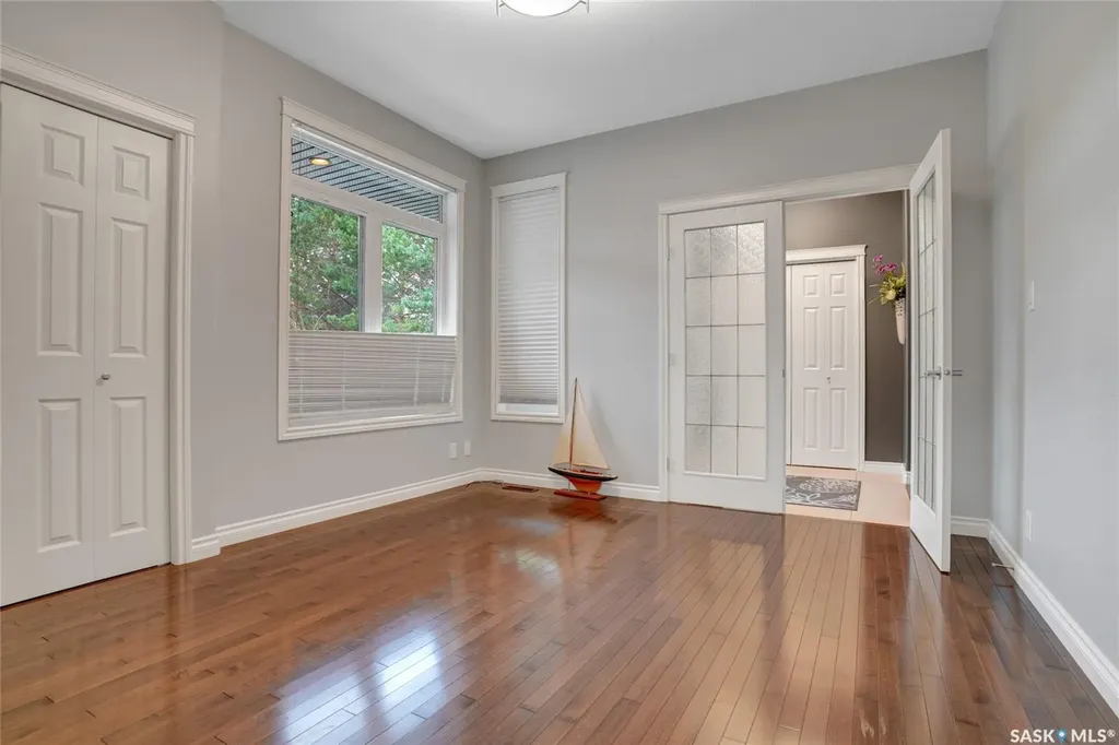 215-217 North Shore Drive Marquis Rm No. 191 SK S0H 4C0
