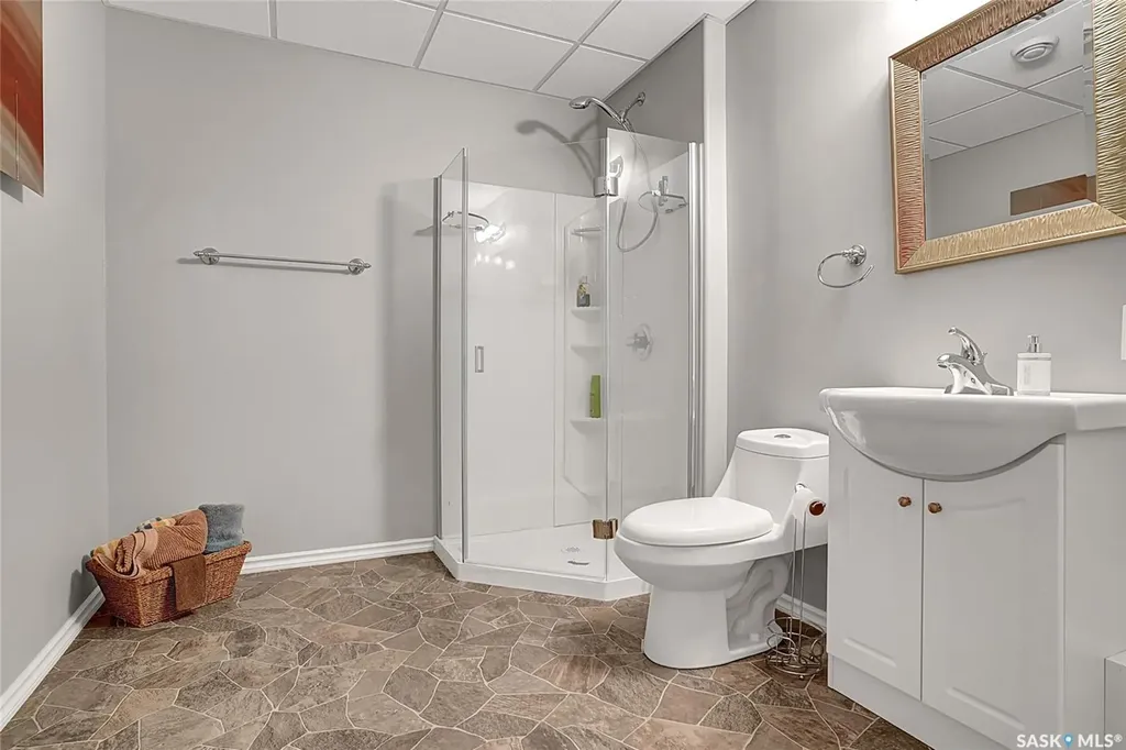 215-217 North Shore Drive Marquis Rm No. 191 SK S0H 4C0