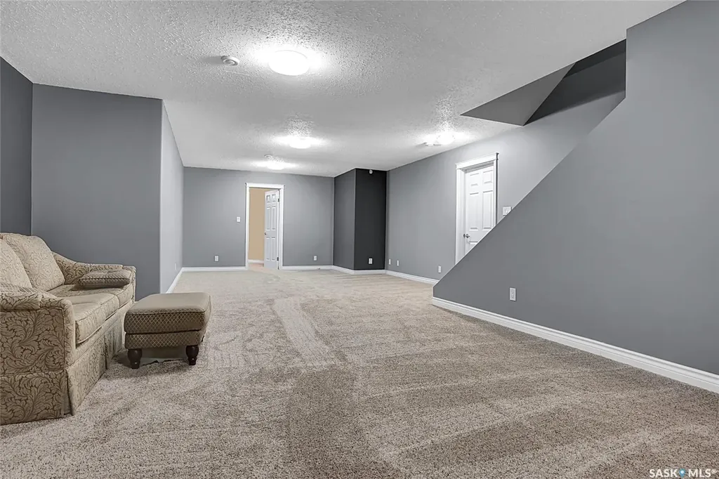 215-217 North Shore Drive Marquis Rm No. 191 SK S0H 4C0