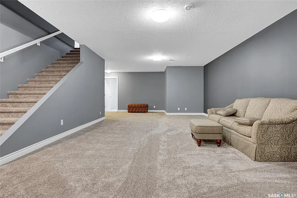 215-217 North Shore Drive Marquis Rm No. 191 SK S0H 4C0
