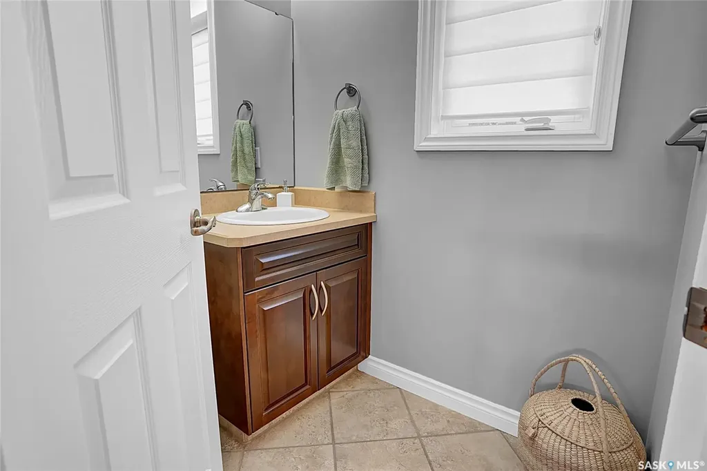 215-217 North Shore Drive Marquis Rm No. 191 SK S0H 4C0