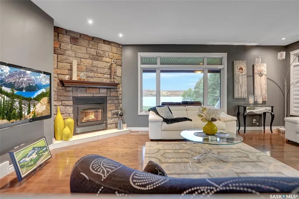 215-217 North Shore Drive Marquis Rm No. 191 SK S0H 4C0