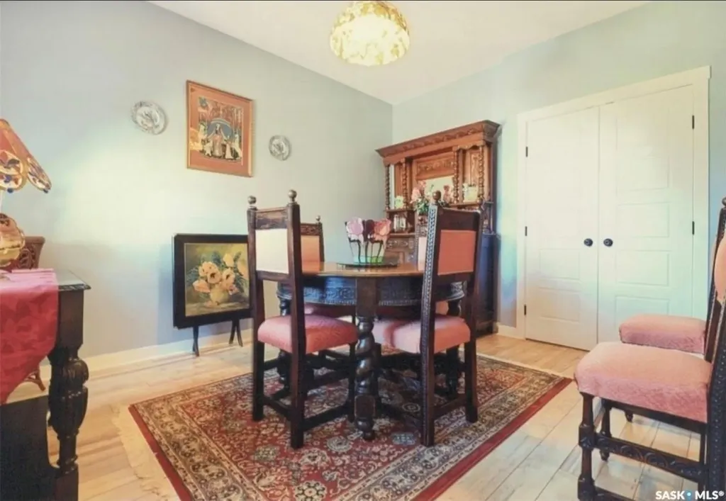 30 West Park Drive Battleford SK S0M 0E0