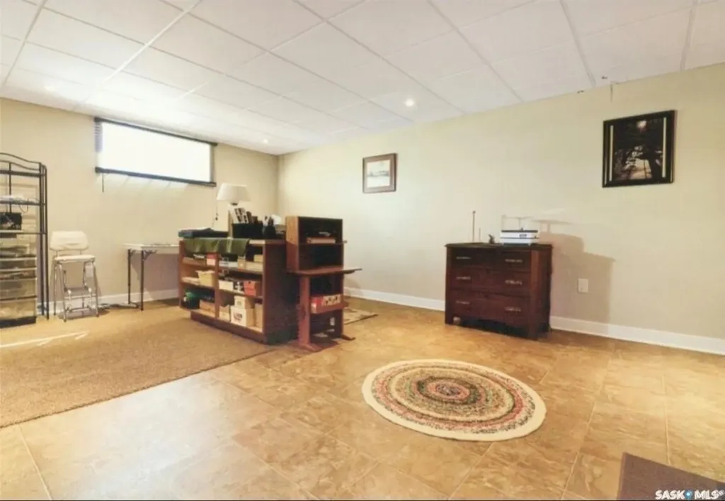 30 West Park Drive Battleford SK S0M 0E0