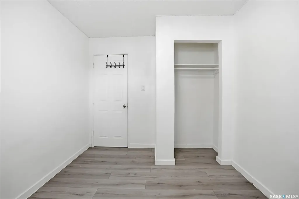 632 Aberdeen Crescent Regina SK S4T 6A9