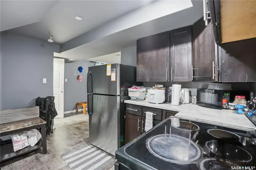 632 Aberdeen Crescent Regina SK S4T 6A9
