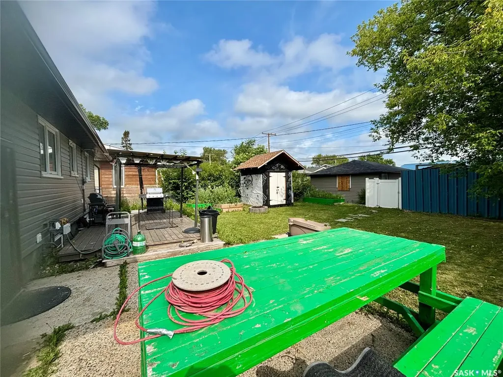 632 Aberdeen Crescent Regina SK S4T 6A9