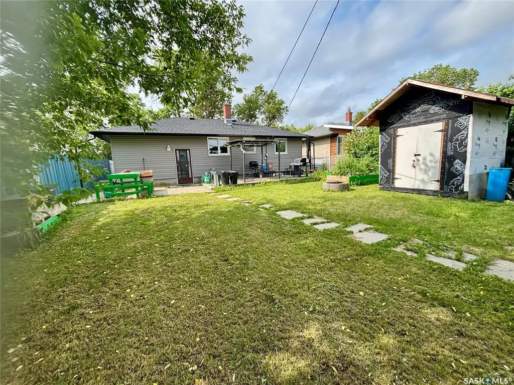 632 Aberdeen Crescent Regina SK S4T 6A9
