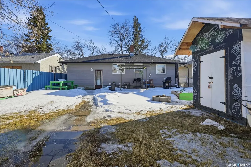 632 Aberdeen Crescent Regina SK S4T 6A9