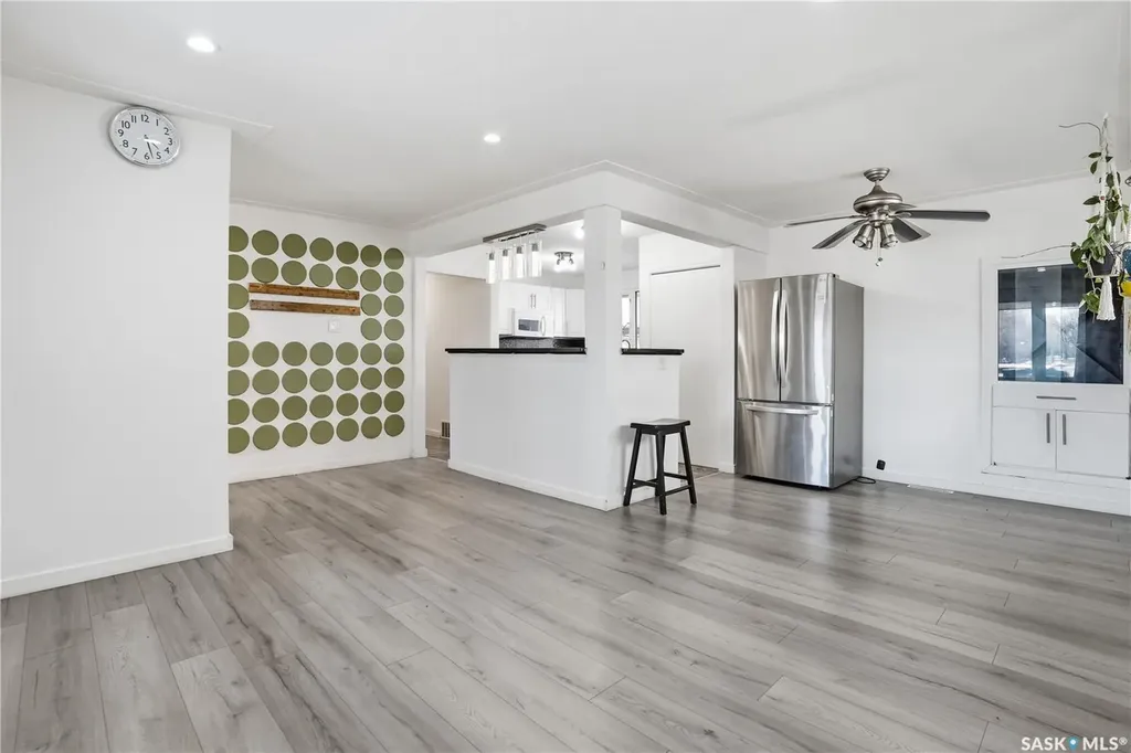 632 Aberdeen Crescent Regina SK S4T 6A9