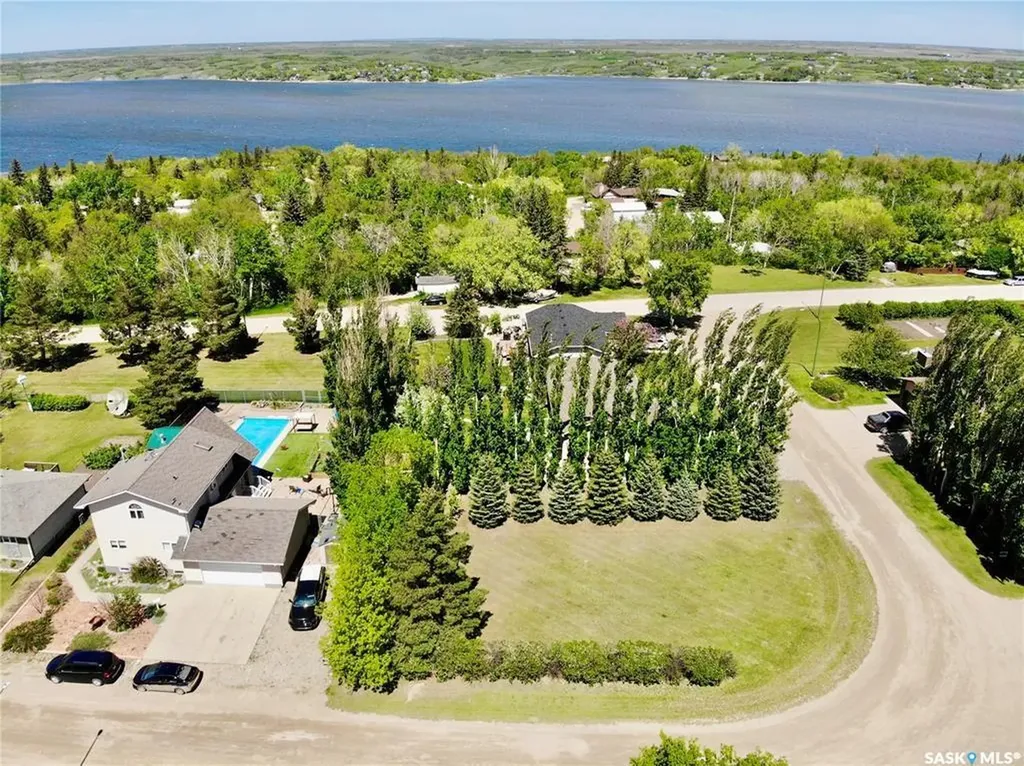 114 Butler Drive Regina Beach SK S0G 4C0