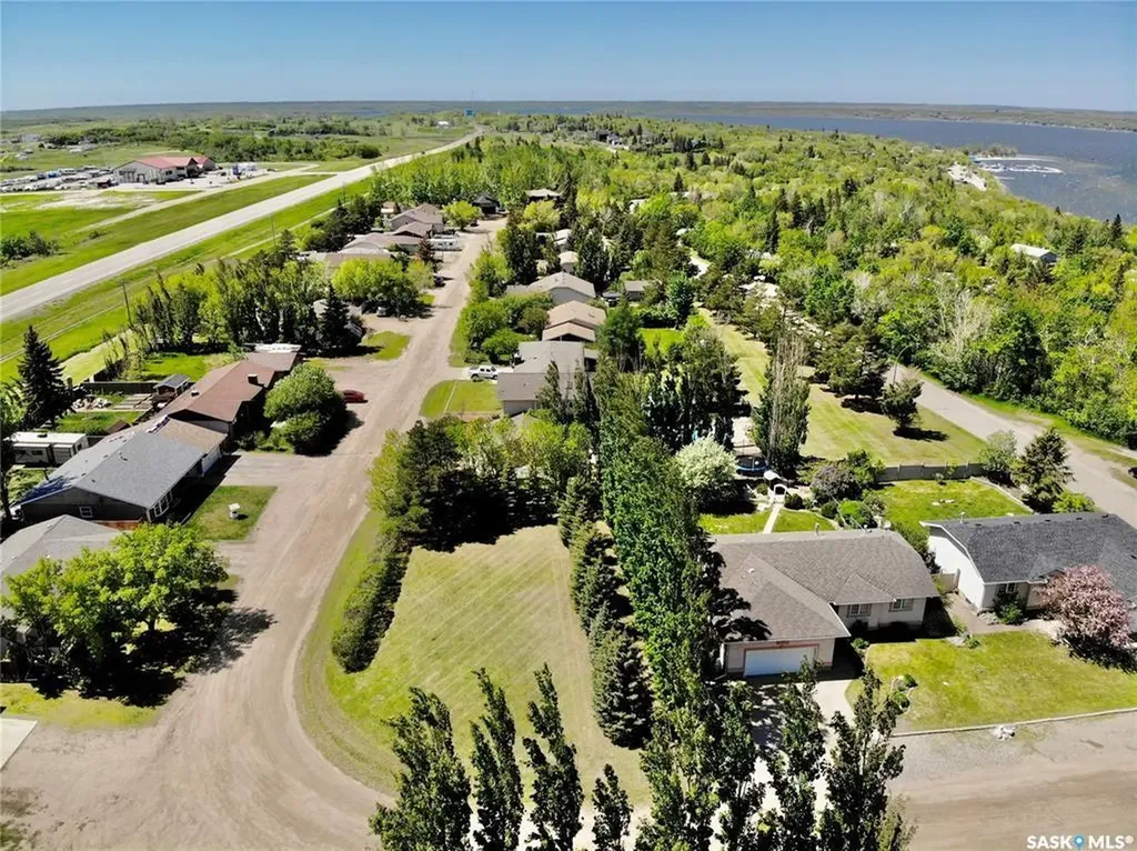114 Butler Drive Regina Beach SK S0G 4C0