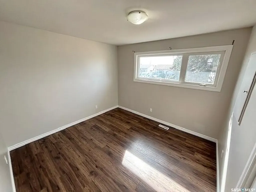 1446 Stadacona Street W Moose Jaw SK S6H 6R9