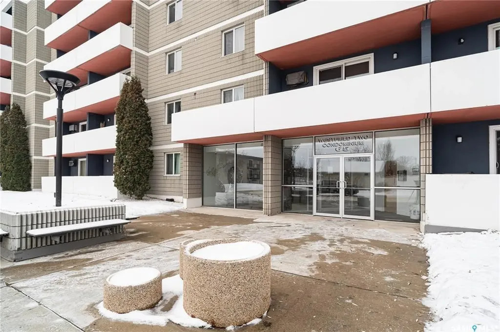 65 Westfield Drive Regina SK S4S 6A3