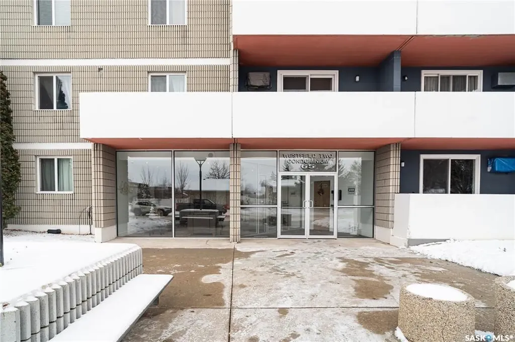 65 Westfield Drive Regina SK S4S 6A3