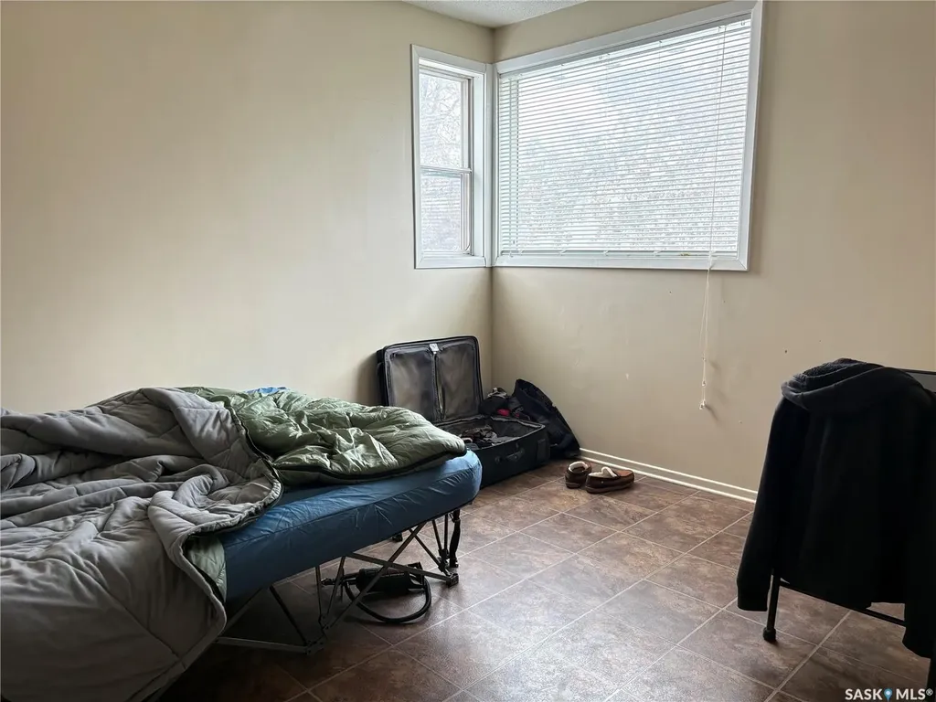 43 Bantry Street Lanigan SK S0K 2M0