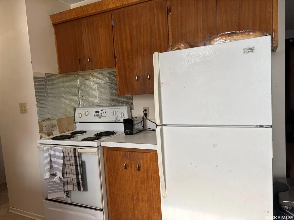 43 Bantry Street Lanigan SK S0K 2M0