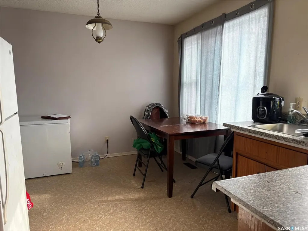 43 Bantry Street Lanigan SK S0K 2M0
