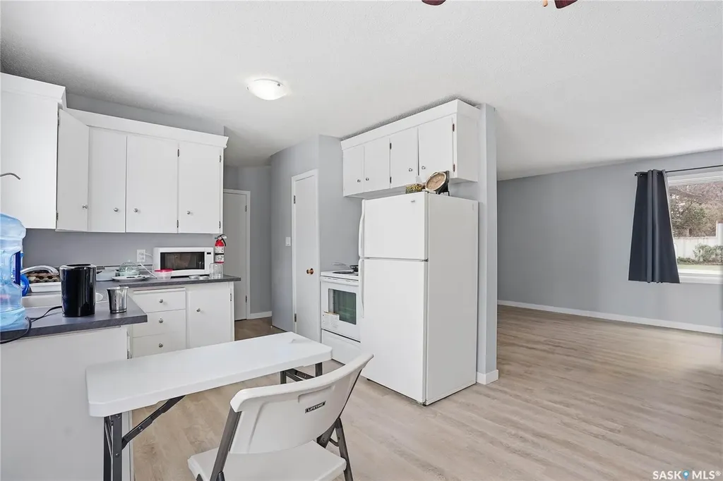 43 Bantry Street Lanigan SK S0K 2M0
