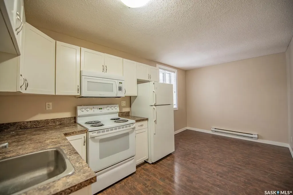 2023 Ottawa Street Regina SK S4P 1P9