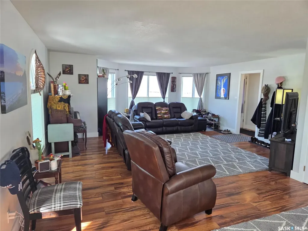 218 2nd Street E Carlyle SK S0C 0R0