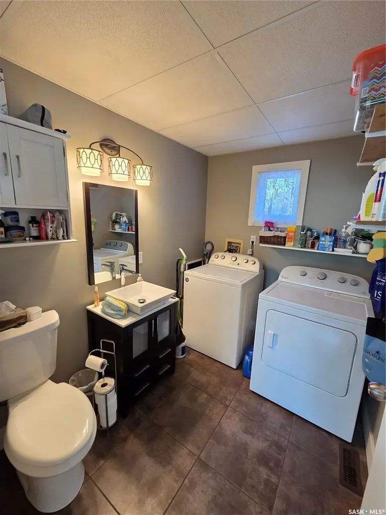 218 2nd Street E Carlyle SK S0C 0R0