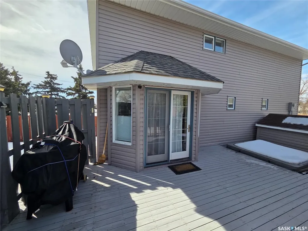 218 2nd Street E Carlyle SK S0C 0R0