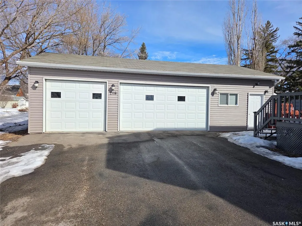 218 2nd Street E Carlyle SK S0C 0R0