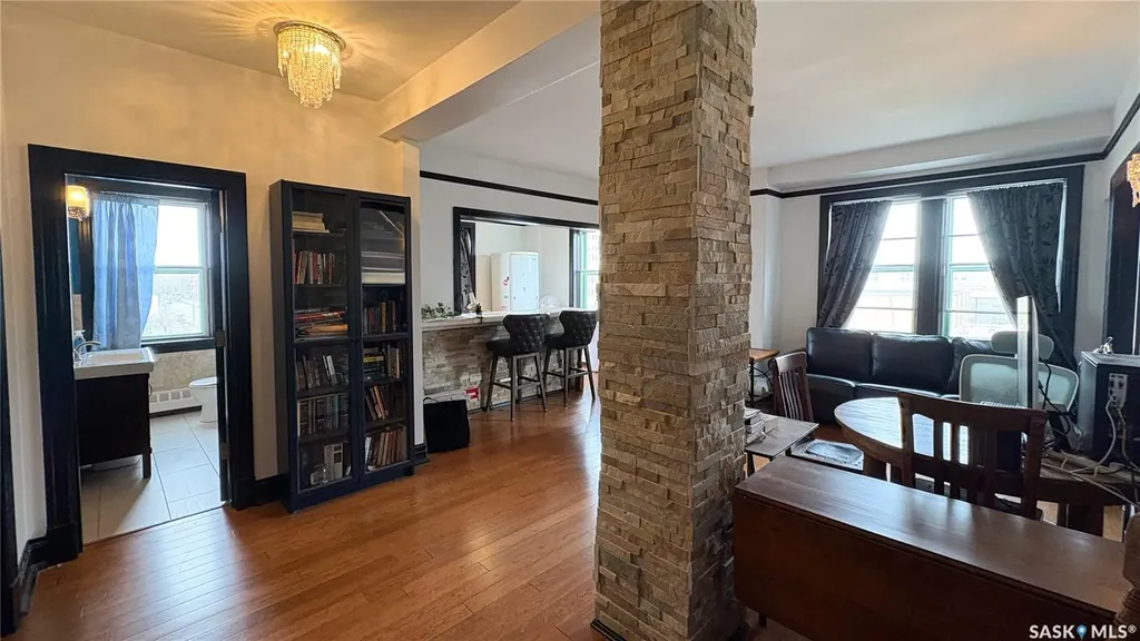 2305 Victoria Avenue Regina SK S4P 0S7
