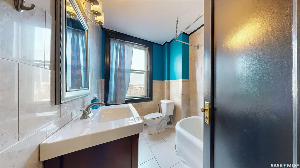 2305 Victoria Avenue Regina SK S4P 0S7