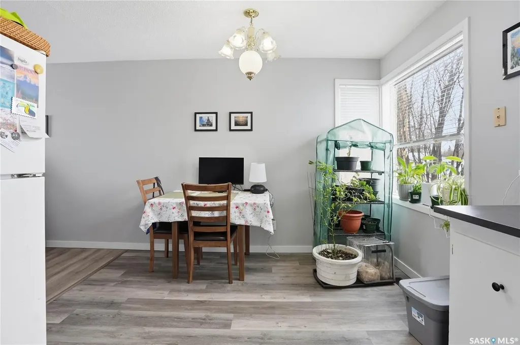 44 Mayo Street Lanigan SK S0K 2M0