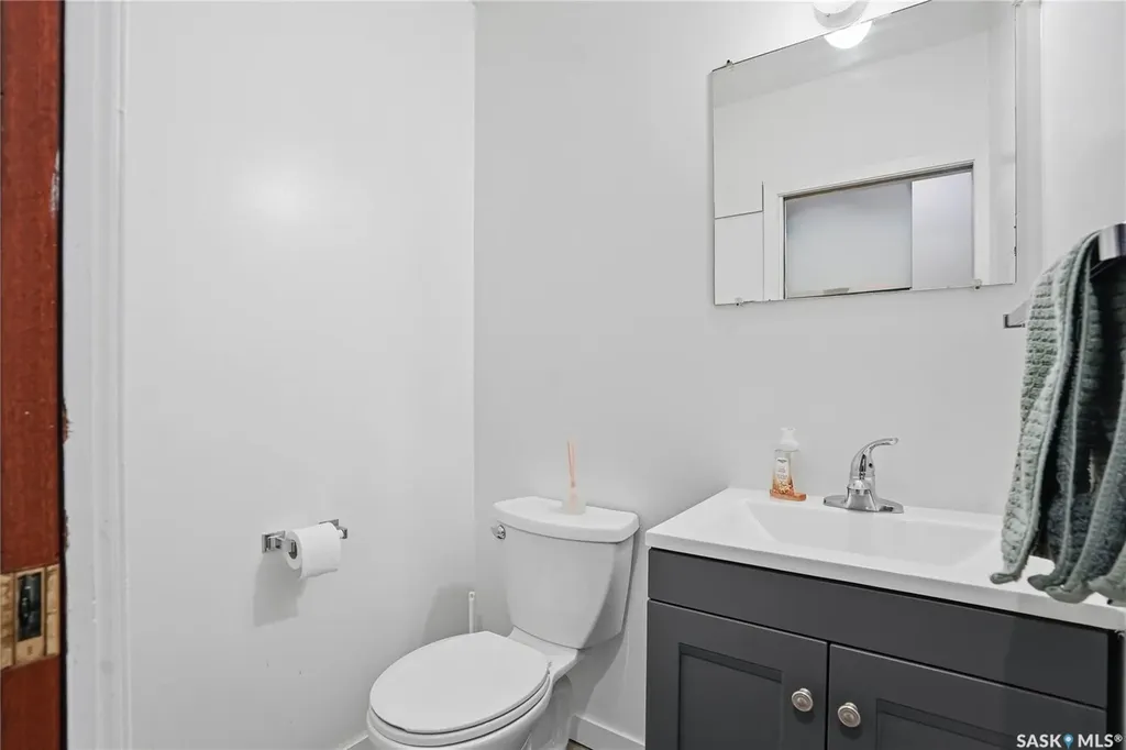 44 Mayo Street Lanigan SK S0K 2M0