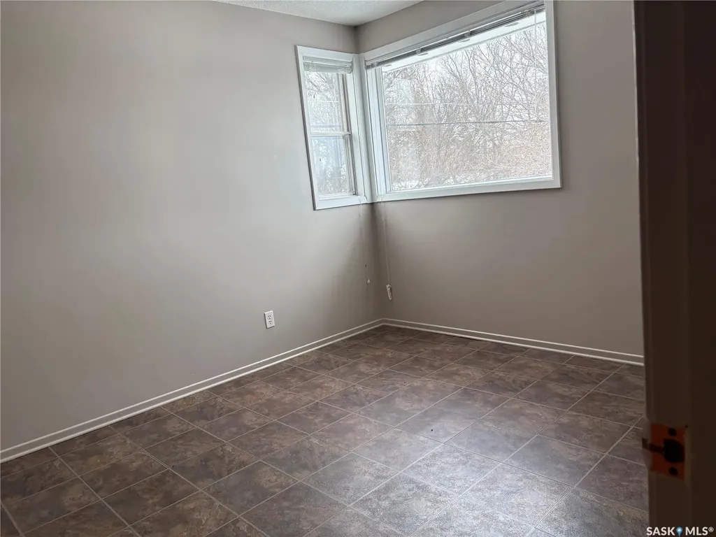 44 Mayo Street Lanigan SK S0K 2M0