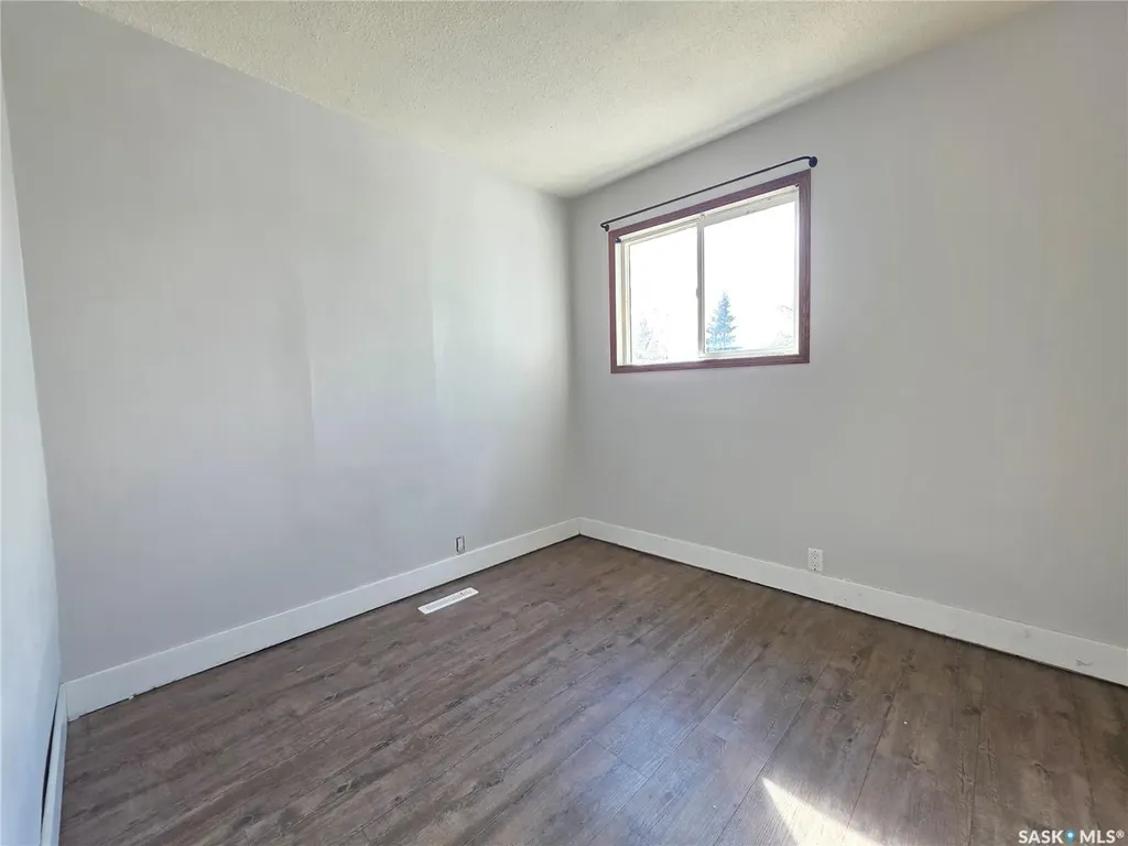1428 Winnie Street Swift Current SK S9H 1R3