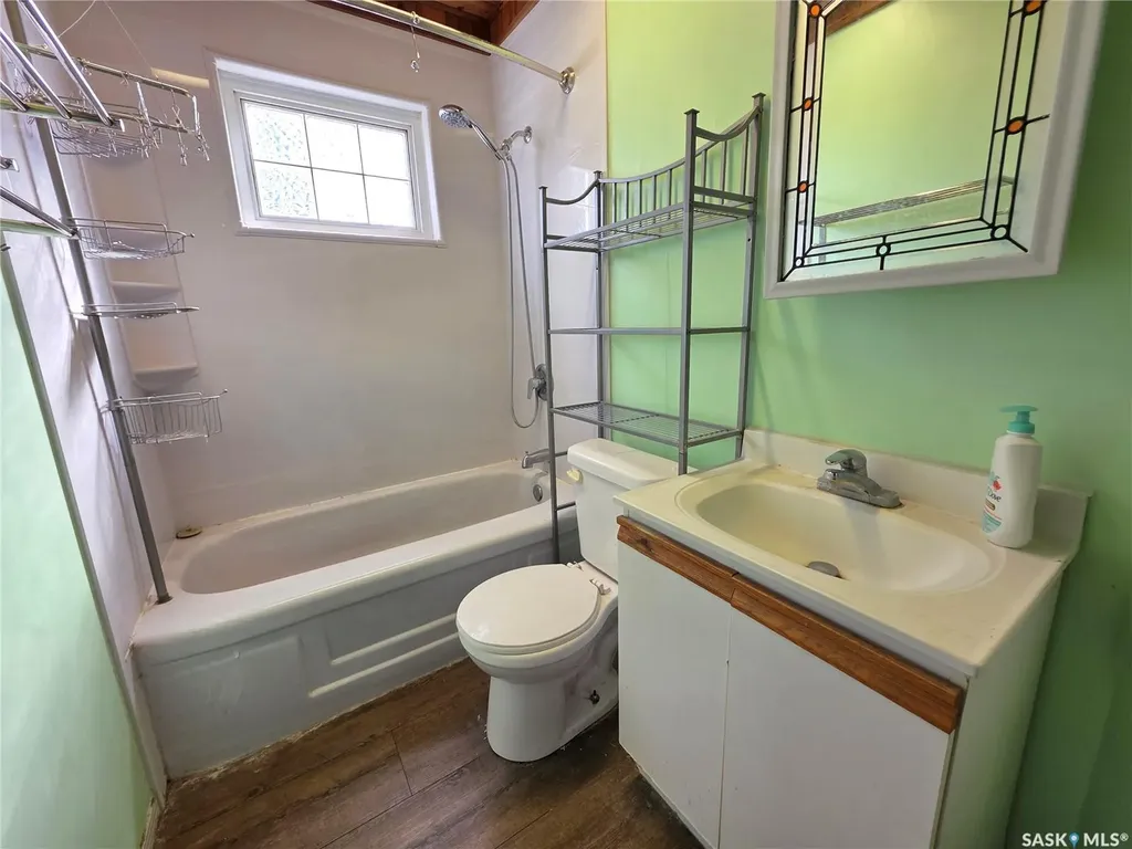 1428 Winnie Street Swift Current SK S9H 1R3