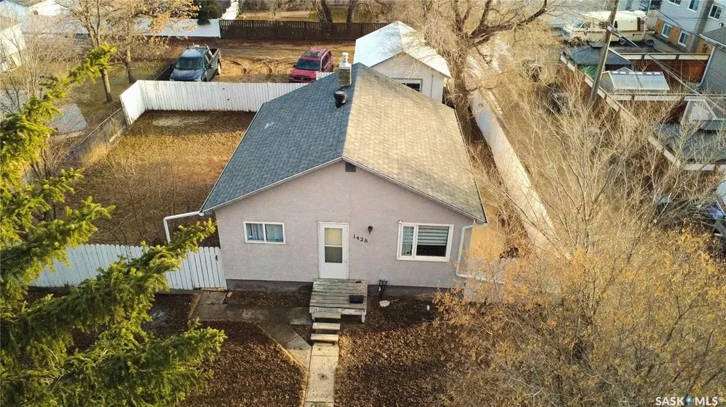1428 Winnie Street Swift Current SK S9H 1R3