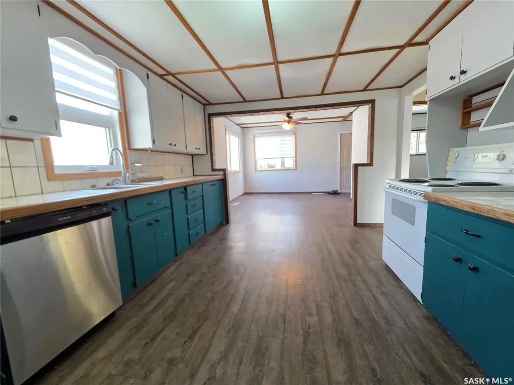 1428 Winnie Street Swift Current SK S9H 1R3