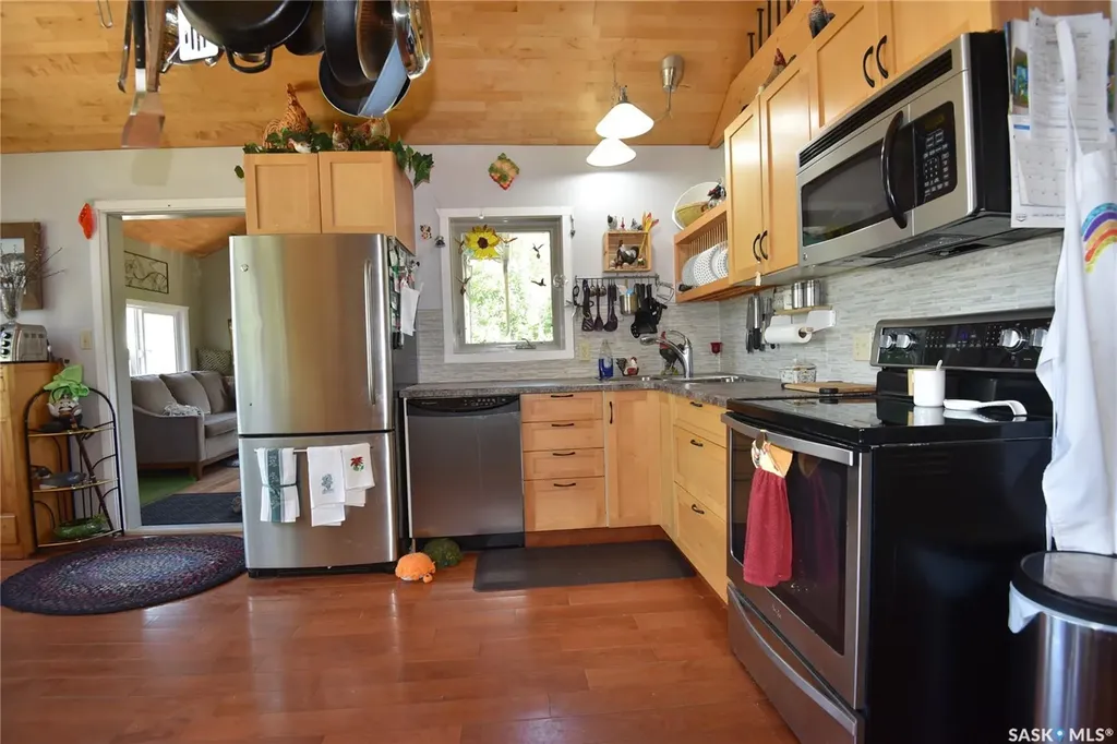 621 Pine Drive Tobin Lake SK S0E 1E0