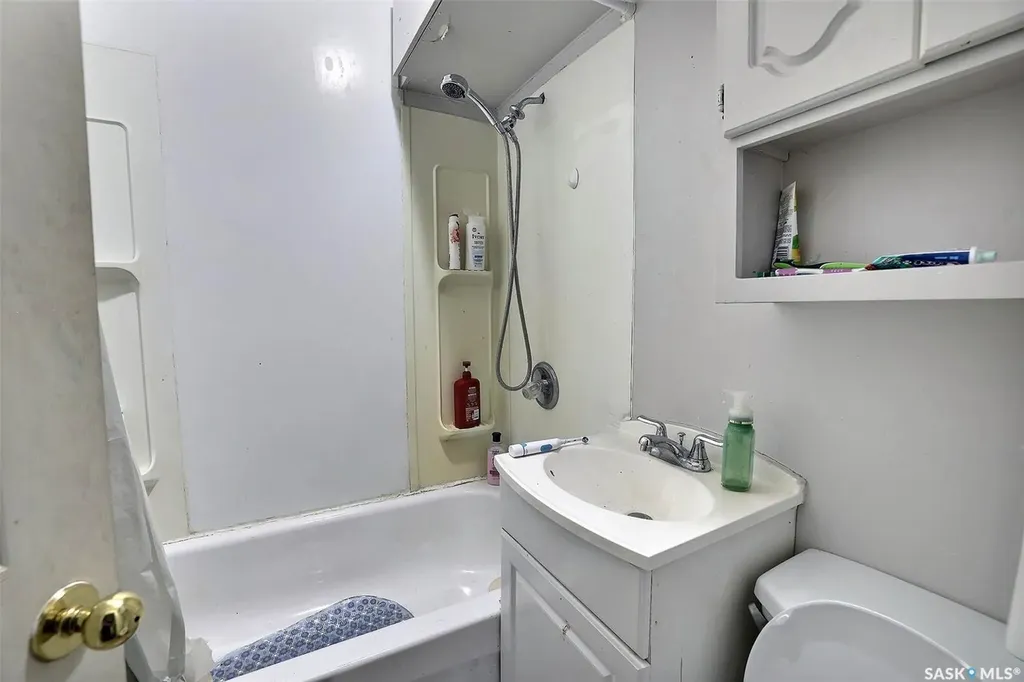1001 Robinson Street Regina SK S4T 2M8