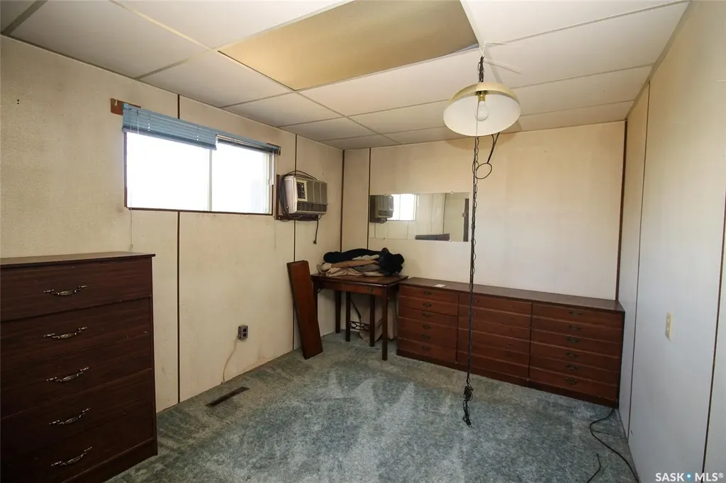 216 2nd Street E Shaunavon SK S0N 2M0
