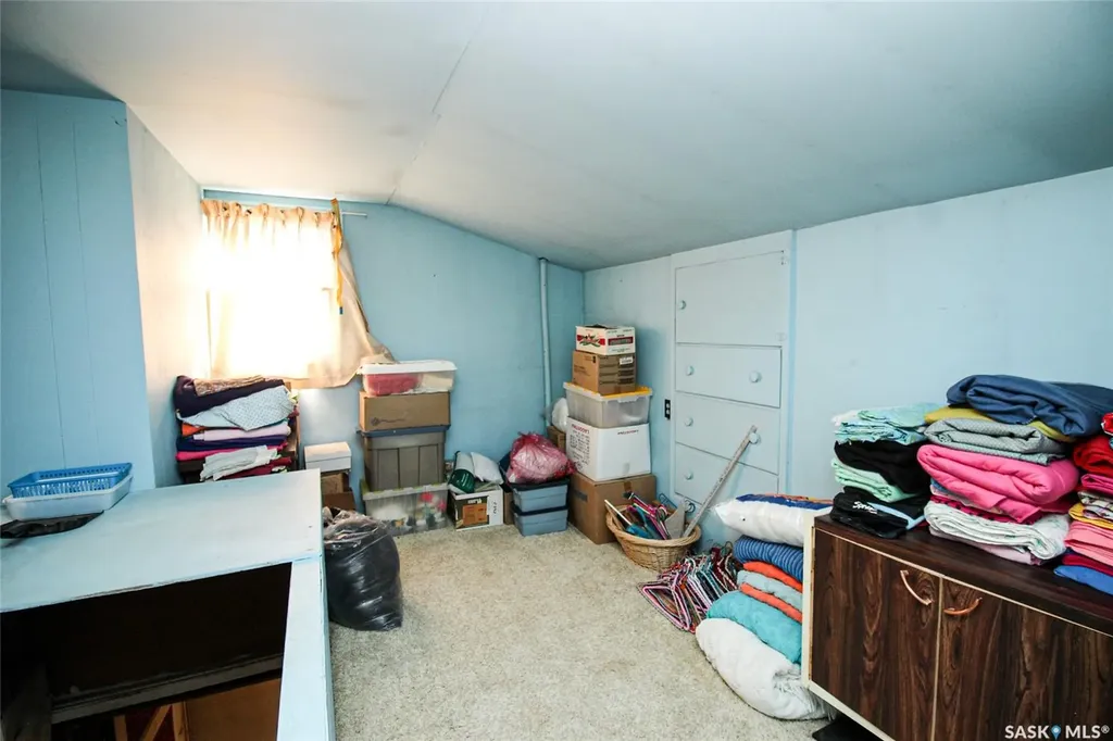 216 2nd Street E Shaunavon SK S0N 2M0