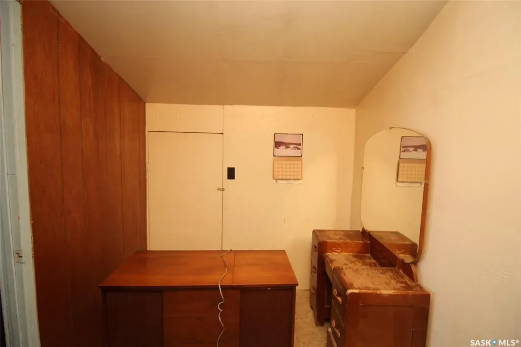 216 2nd Street E Shaunavon SK S0N 2M0