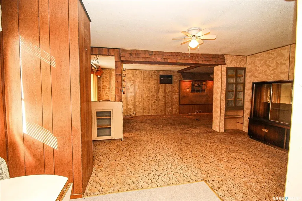 216 2nd Street E Shaunavon SK S0N 2M0